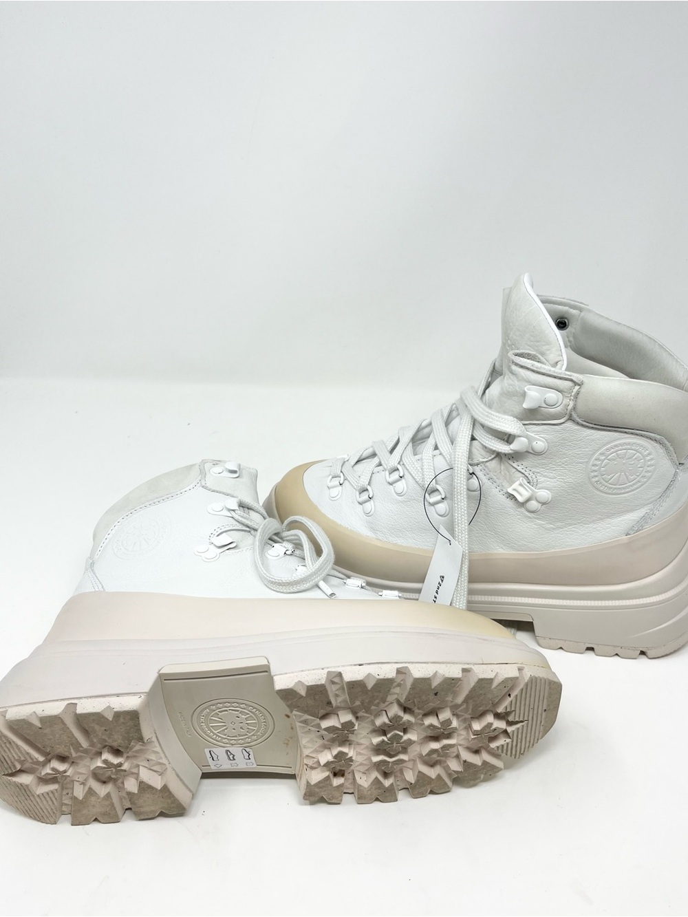 Canada Goose Journey Boot White Leather Lace Up Snow Boot size 8.5 US - Picture 4 of 6